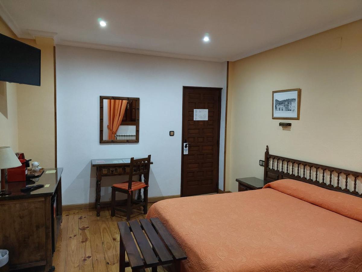 פוטס Hosteria Picos De Europa מראה חיצוני תמונה